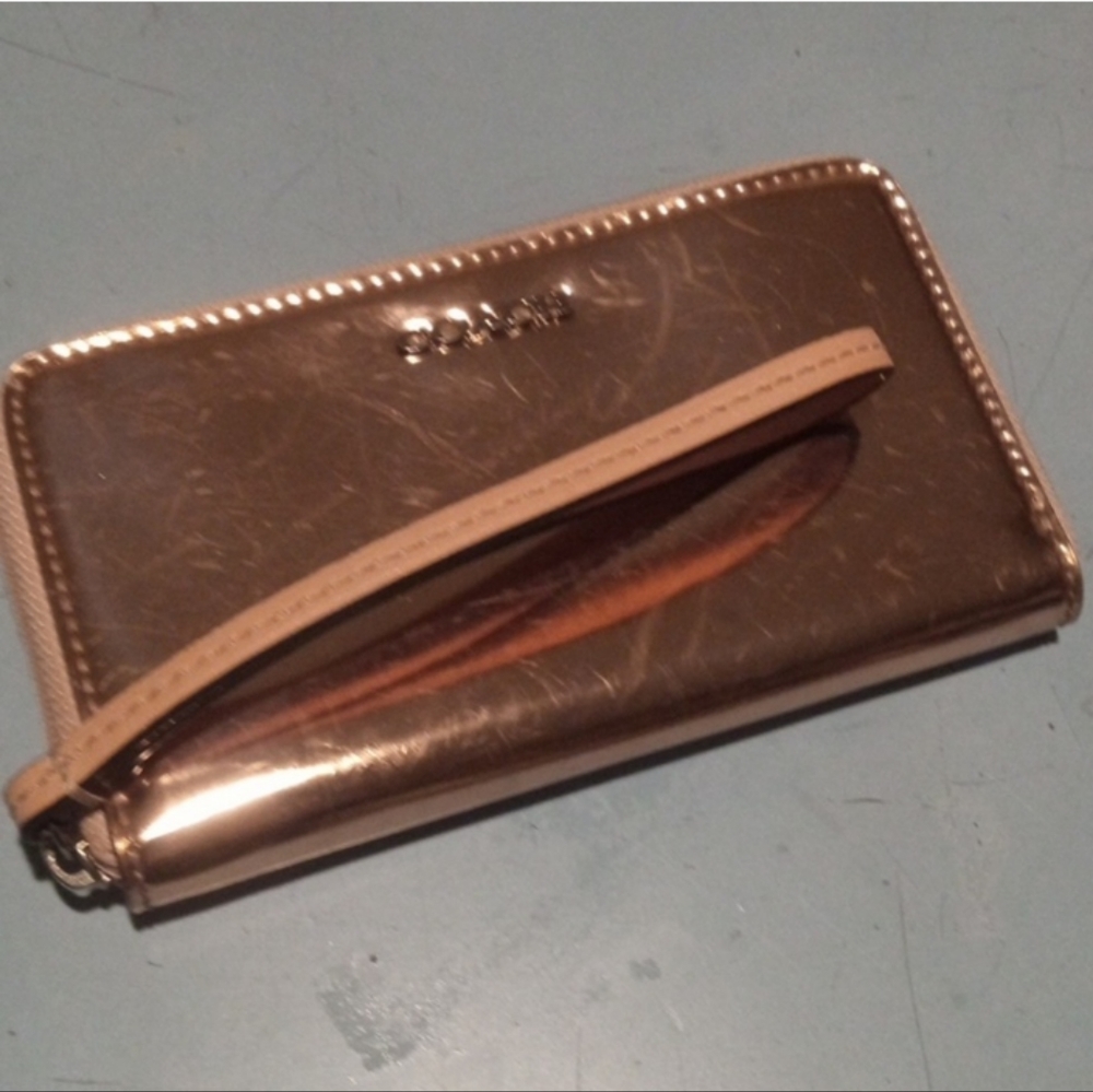 Coach Rose Gold Mirror Metallic Wristlet W/Leather Strap